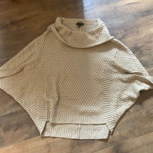 Poncho sweater